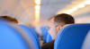 挡住飞机上的中间座椅会使乘客更安全吗？